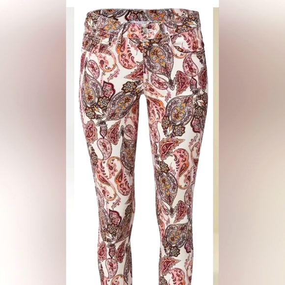 NWT Venus Paisley Capris Denim Jeans Size 18 - Picture 3 of 3